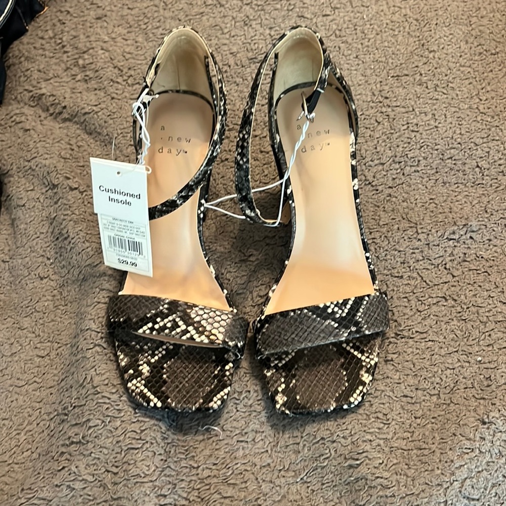 Leopard open toe dress shoes